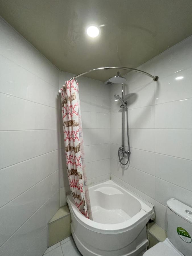 Ipak Hotel Tashkent Ngoại thất bức ảnh