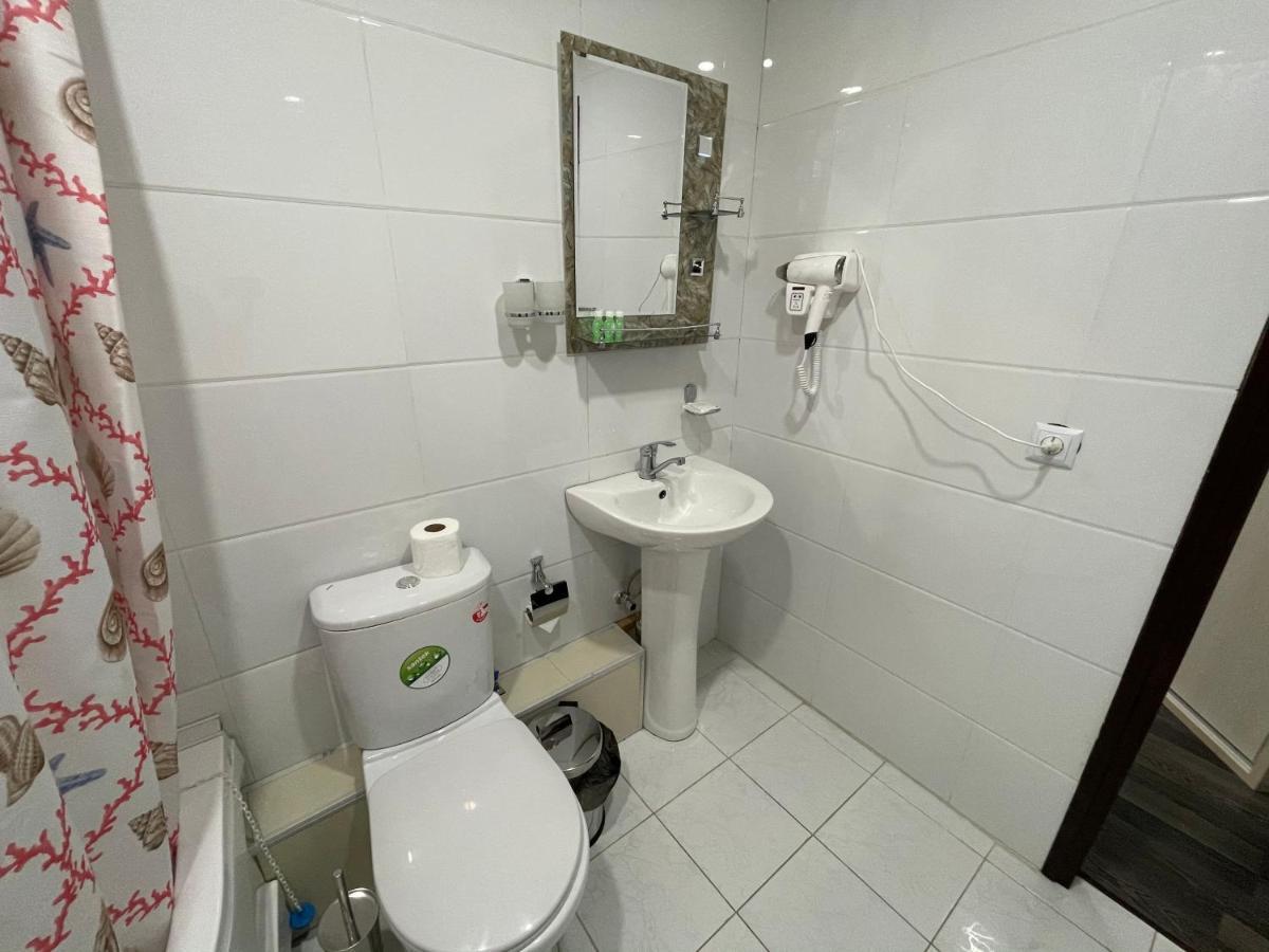 Ipak Hotel Tashkent Ngoại thất bức ảnh