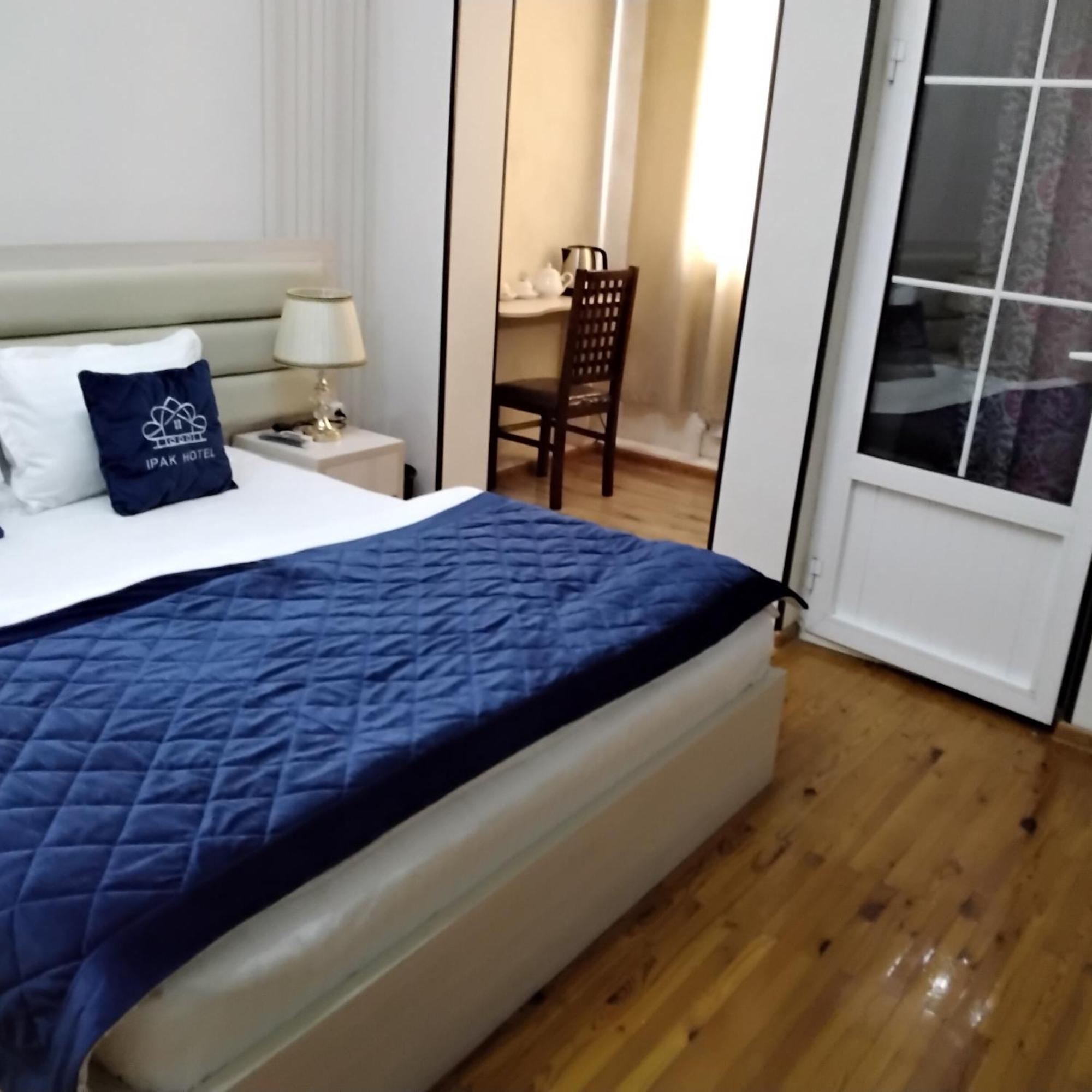 Ipak Hotel Tashkent Phòng bức ảnh